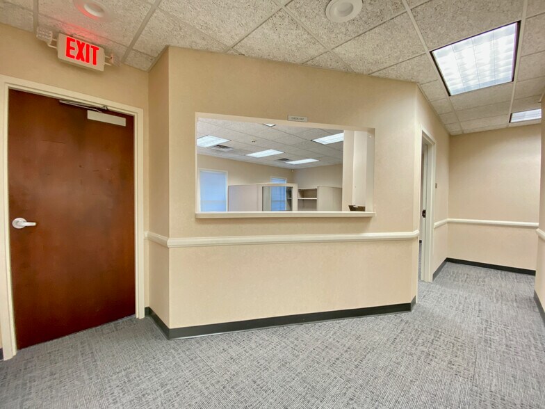 More Photos Of 1107 Statesville Blvd, Salisbury Medical For Lease