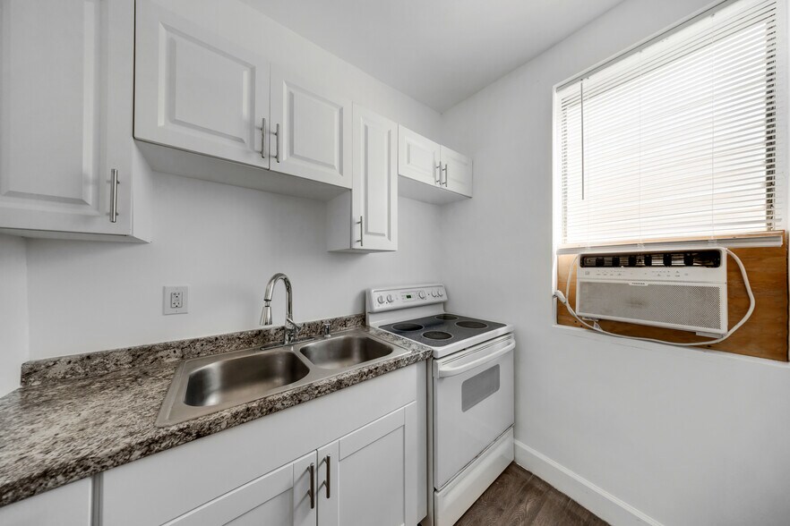 More Photos Of 2028 SW 6th St, Miami Apartments For Sale