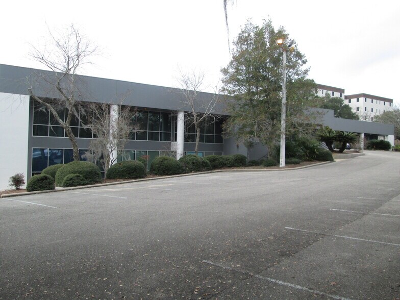 More Photos Of 2700 S Blair Stone Rd, Tallahassee Office For Lease