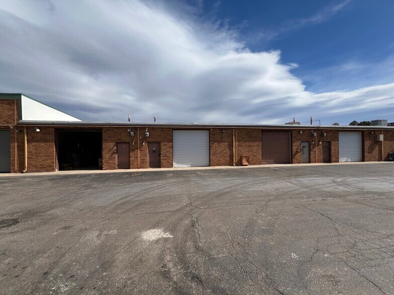 More Photos Of 12860 W Cedar Dr, Lakewood Light Manufacturing For Lease