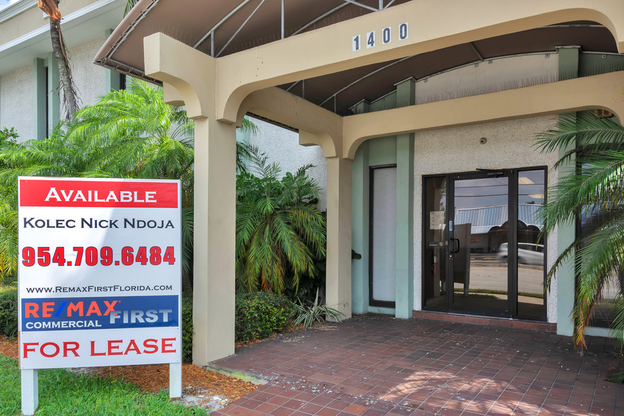 Primary Photo Of 1400 E Oakland Park Blvd, Oakland Park Medical For Sale