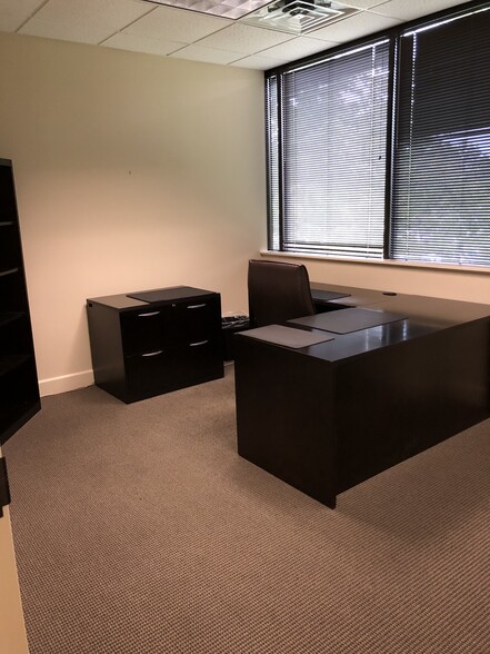 More Photos Of 2385 Satellite Blvd, Duluth Office Residential For Sale