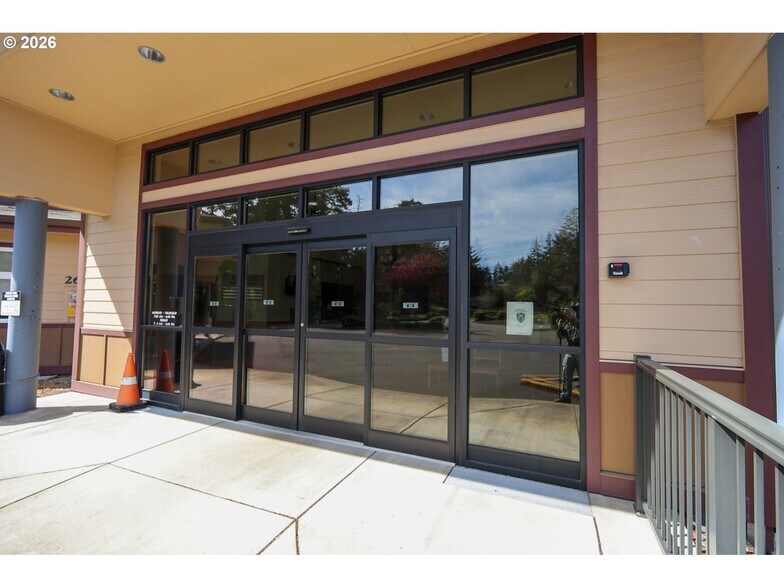 More Photos Of , Coos Bay Office For Sale