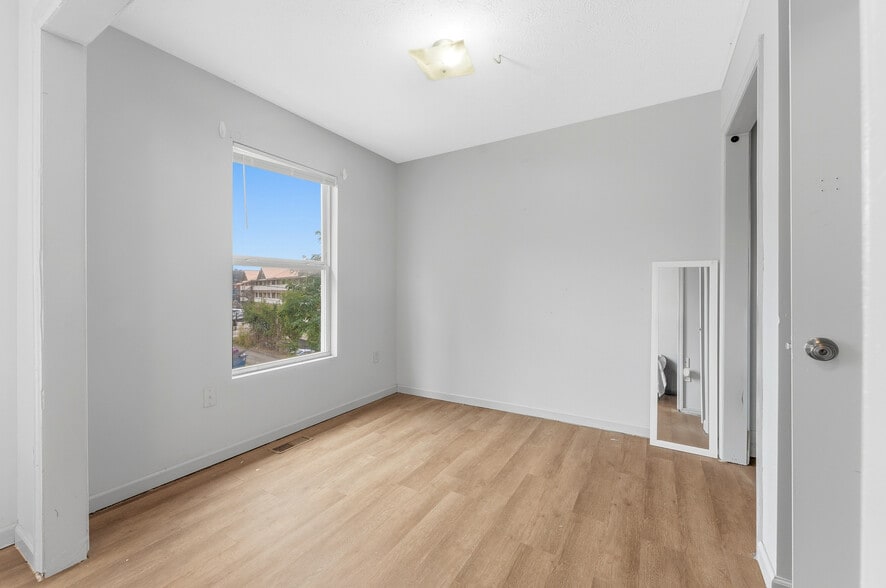 More Photos Of 409 McLane Avenue, Morgantown Apartments For Sale