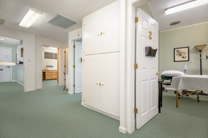 More Photos Of 150 Catherine Ln, Grass Valley Medical For Sale