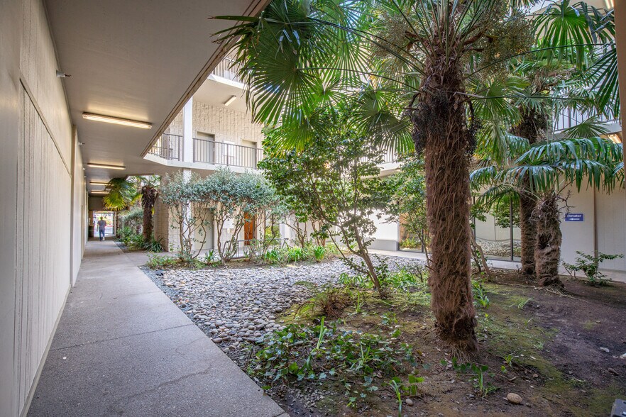 More Photos Of 1001 Sneath Ln, San Bruno Medical For Lease