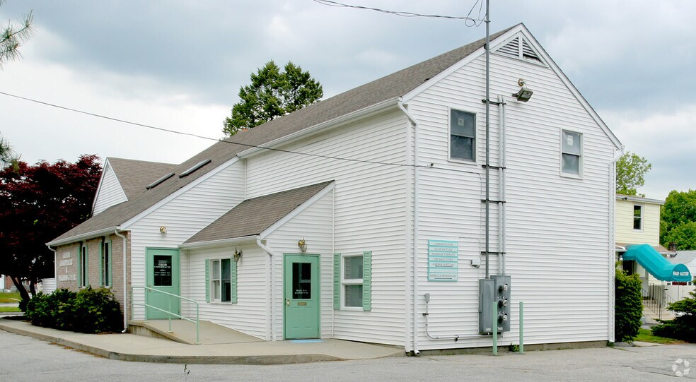 More Photos Of 1057 Poquonnock Rd, Groton Office For Lease