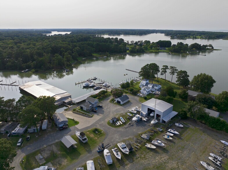 Primary Photo Of 989 Smith Point Rd, Reedville Marina For Sale