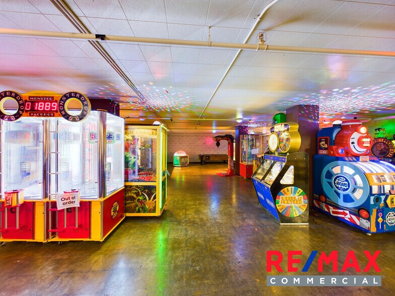 More Photos Of 1057 Sheridan Ave, Cody Restaurant For Sale