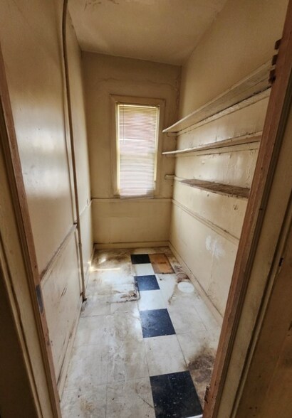 More Photos Of 2101 Rose Ave, Richmond Apartments For Sale