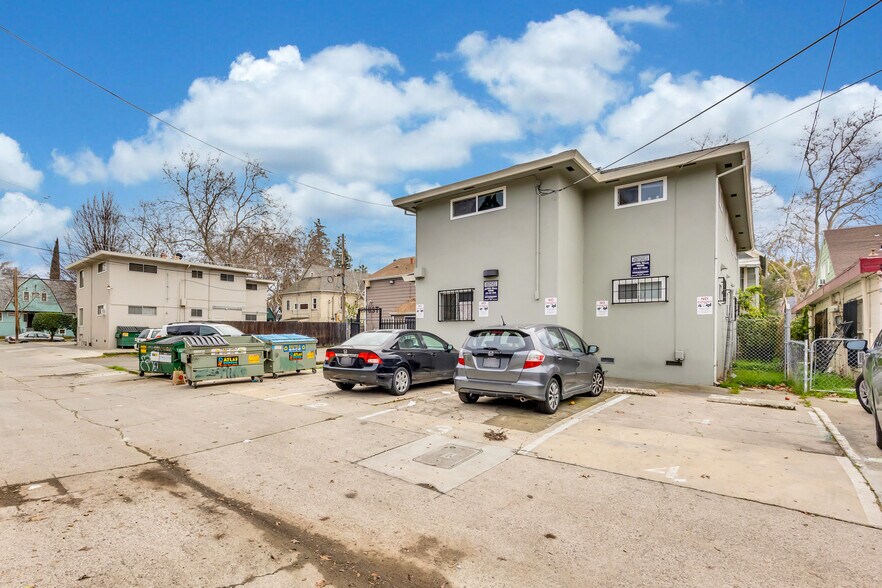 More Photos Of 1721 U St, Sacramento Apartments For Sale