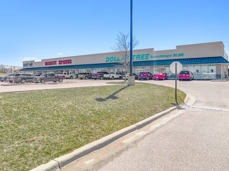 More Photos Of 1319 Holton Dr, Le Mars Unknown For Lease