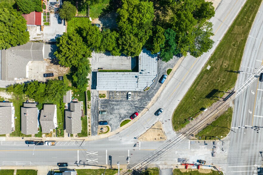 More Photos Of 136 E Walnut St, Independence Office For Lease