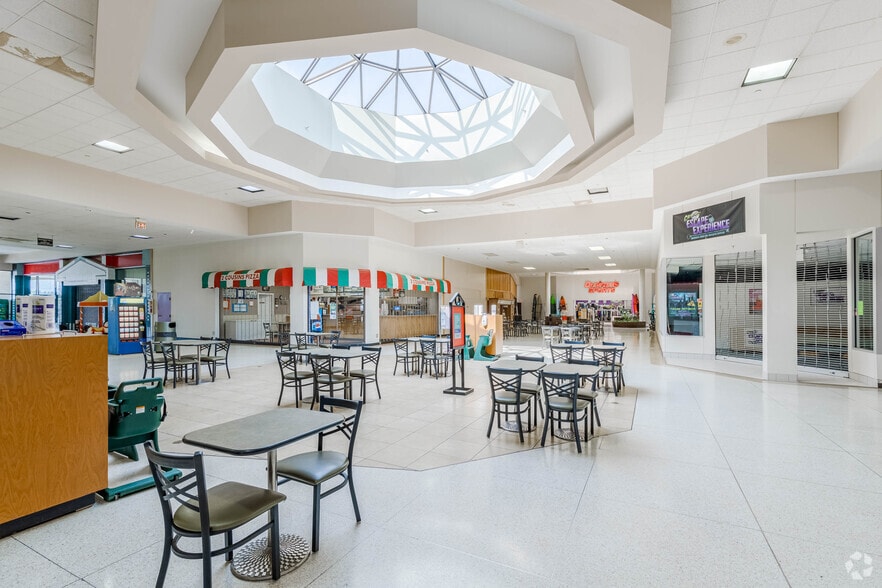 More Photos Of 6945 US Rte 322, Cranberry Department Store For Sale