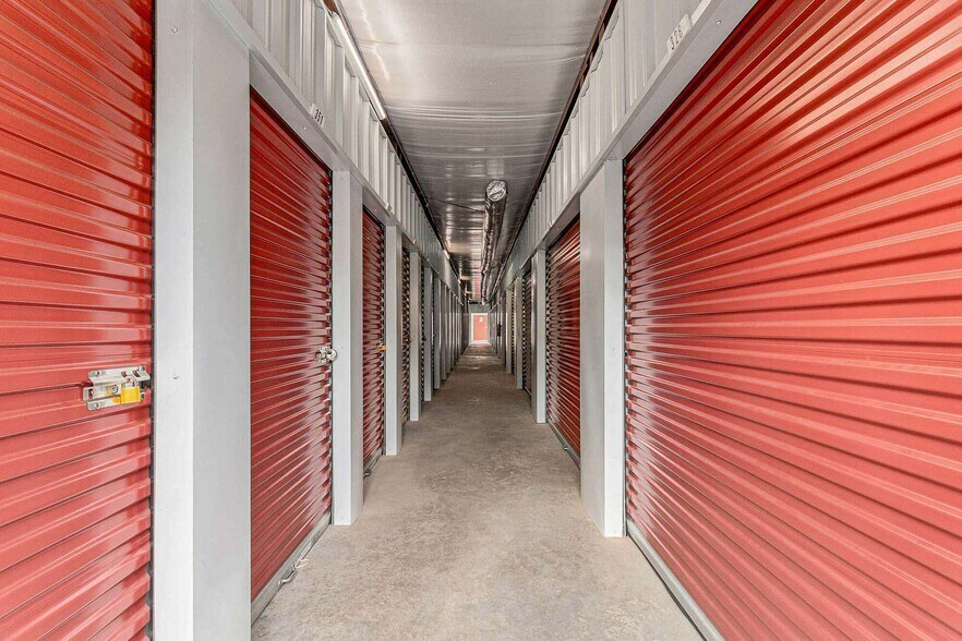 More Photos Of 6125 Feldwood Rd, Union City Self Storage For Sale