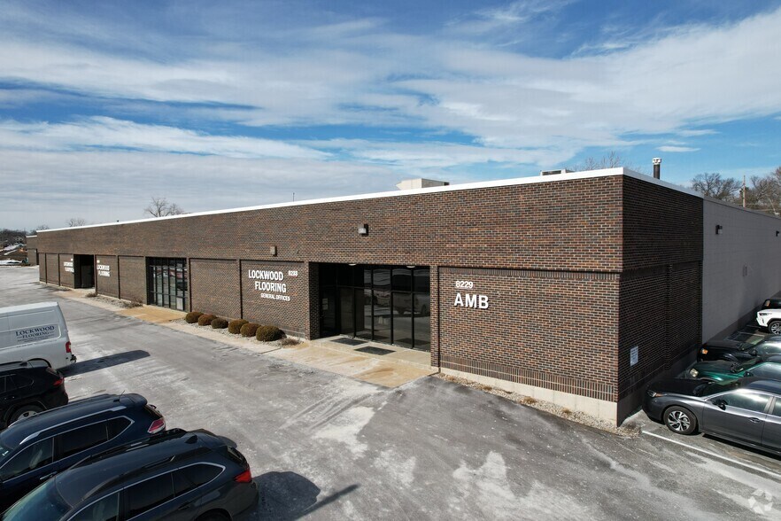 Primary Photo Of 8229-8279 Brentwood Industrial Dr, Saint Louis Warehouse For Lease