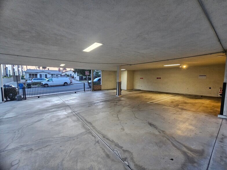 More Photos Of 2910 W Broadway, Los Angeles Office Residential For Lease