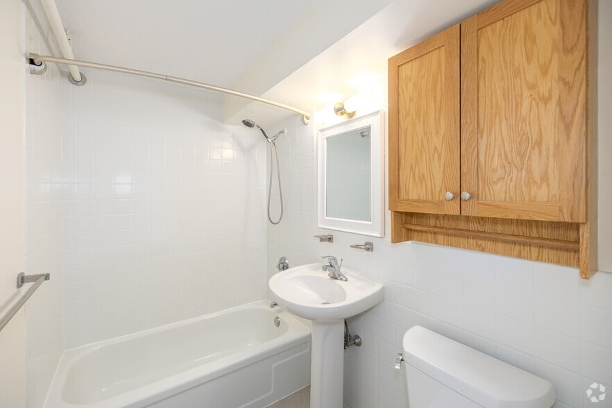 More Photos Of 490 Tremont St, Boston Apartments For Lease