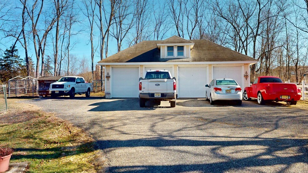 More Photos Of 160 Compton Road, Wantage Office Residential For Sale