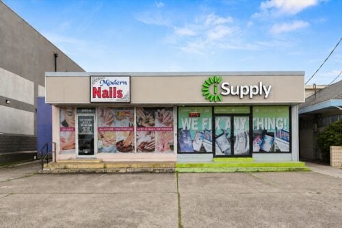 More Photos Of 3500 Veterans Blvd, Metairie Storefront For Sale