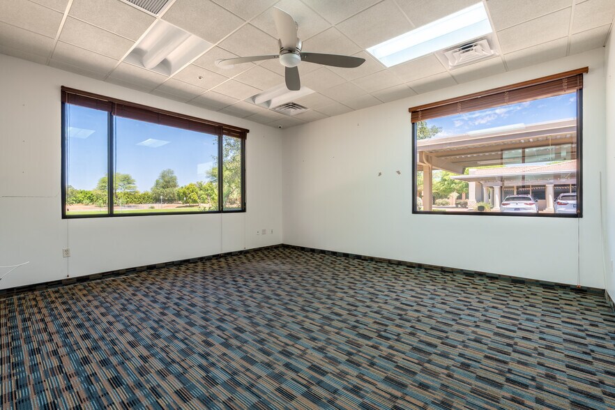 More Photos Of 14080 N Northsight Blvd, Scottsdale Office For Lease