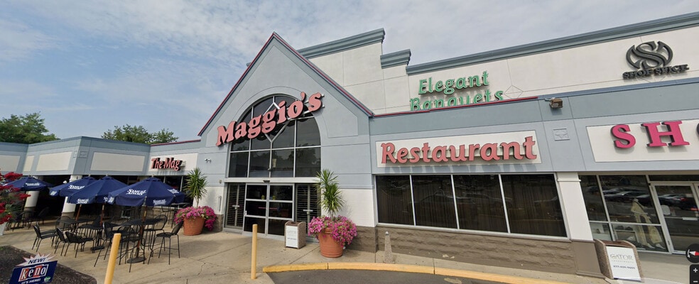 More Photos Of 350-410 2nd Street Pike, Southampton Unknown For Lease