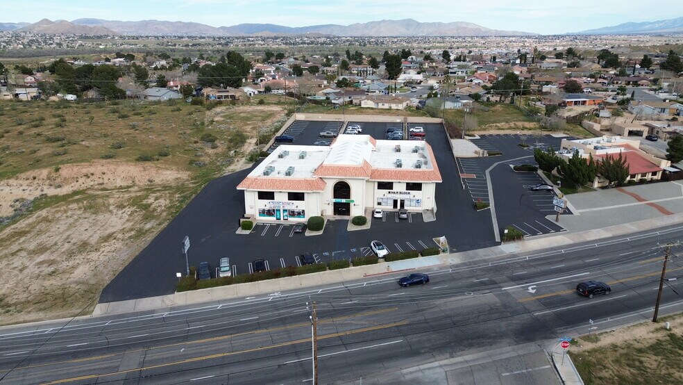 More Photos Of 14075 Hesperia Rd, Victorville Medical For Sale