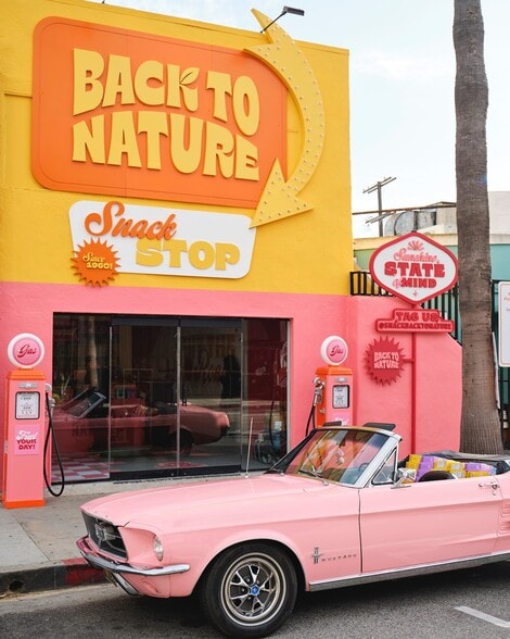 More Photos Of 1302-1306 Abbot Kinney Blvd, Venice Storefront Retail Residential For Lease