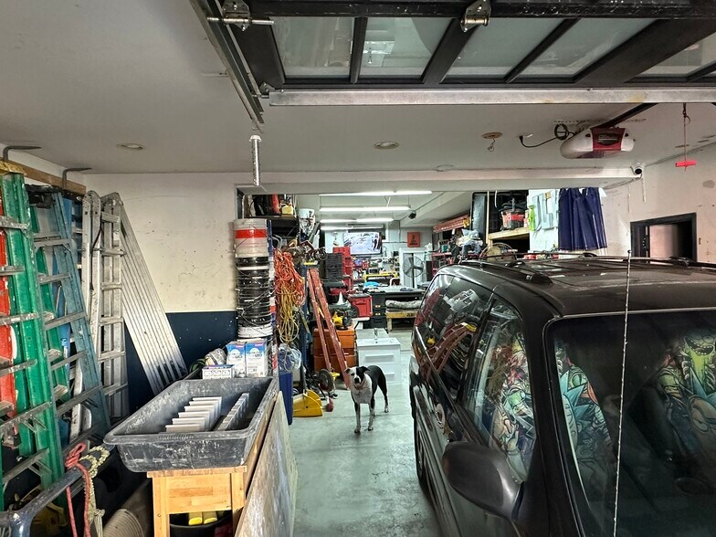 More Photos Of 440 13th St, Brooklyn Flex For Lease