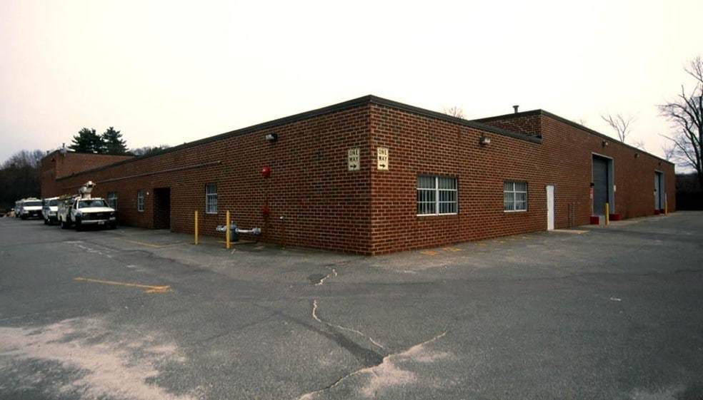 More Photos Of 23 Perry Dr, Foxborough Warehouse For Sale