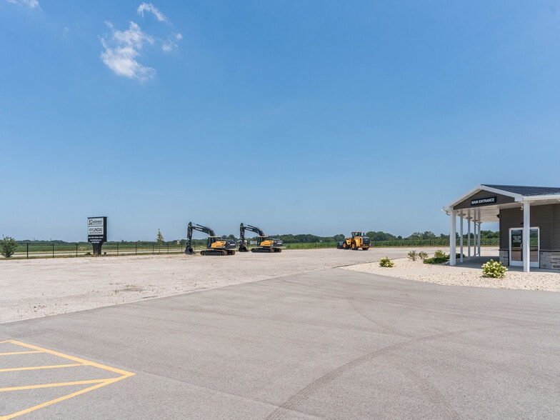 More Photos Of 26336 S Heritage Dr, Elwood Warehouse For Sale
