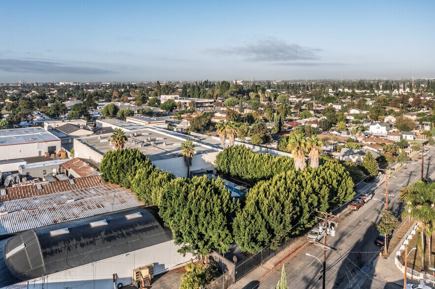 More Photos Of 6760 Foster Bridge Blvd, Bell Gardens Warehouse For Sale