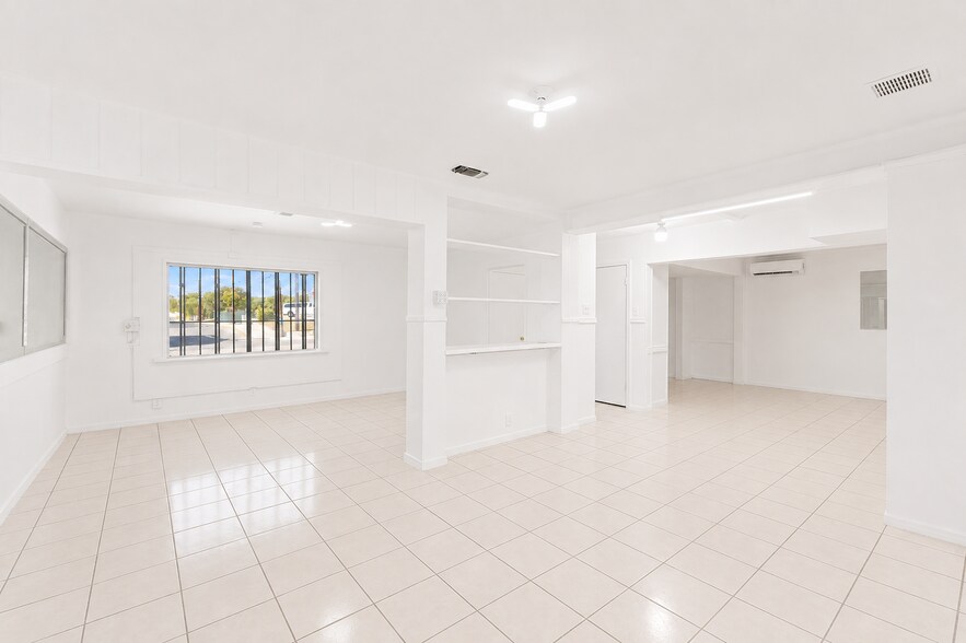 More Photos Of 4166 Culebra Rd, San Antonio General Retail For Sale