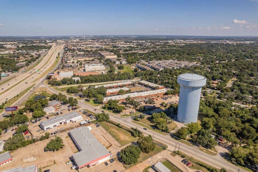 More Photos Of 13581 Pond Springs Rd, Austin Unknown For Lease