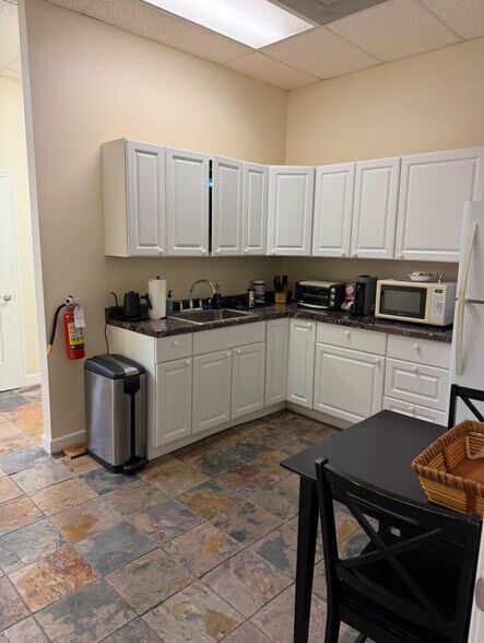 More Photos Of 4555 NW 103rd Ave, Sunrise Warehouse For Lease