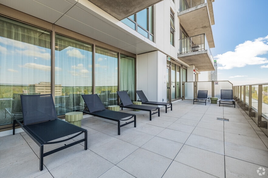 More Photos Of 300 Mcrae Av, Ottawa Apartments For Lease