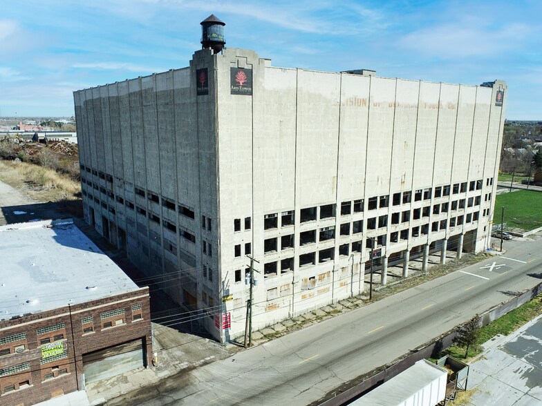 More Photos Of 1921 E Ferry St, Detroit Warehouse For Sale