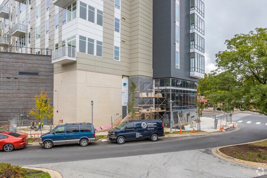 More Photos Of 4400 Calvert Rd, College Park Apartments For Lease