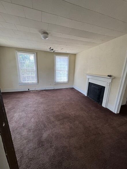 More Photos Of 403 Greenville St, Abbeville Apartments For Sale