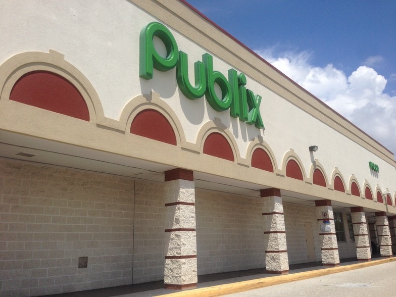 Primary Photo Of 1500 Placida Rd, Englewood Supermarket For Lease