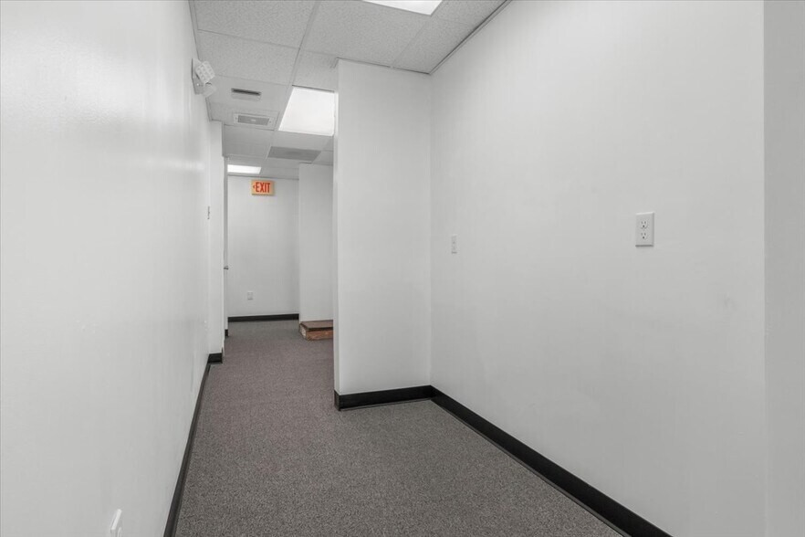 More Photos Of 478 Torrey St, Brockton Medical For Sale