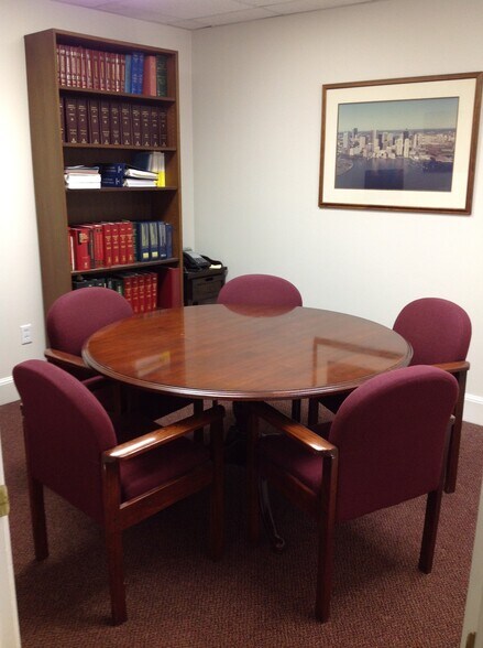 More Photos Of 7 Essex Green Dr, Peabody Office For Lease