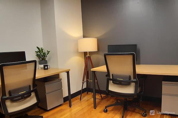 More Photos Of 1901 Main St, Columbia Coworking Space