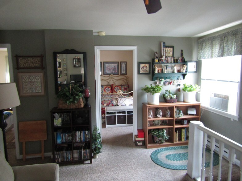 More Photos Of 141 Bellemonte Ave, Hawley Apartments For Sale