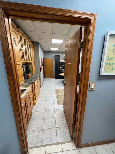 More Photos Of 487 Wright Debow Rd, Jackson Flex For Sale