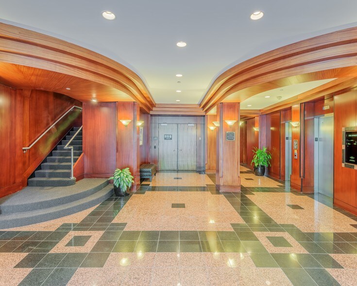 More Photos Of 6131 Falls of Neuse Rd, Raleigh Office For Lease