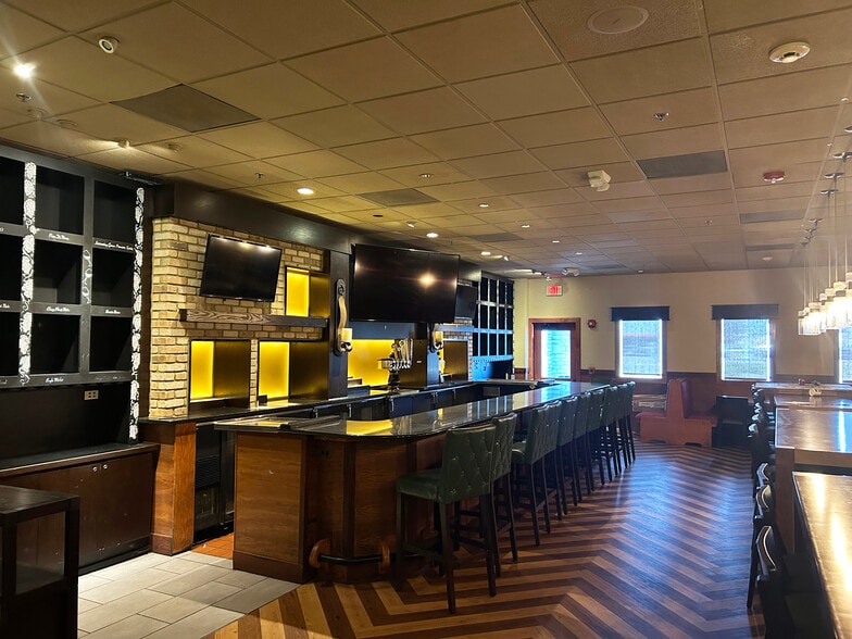 More Photos Of 3340 W Henrietta Rd, Henrietta Restaurant For Lease