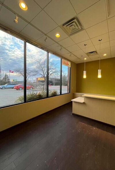 More Photos Of 7617 Mineral Point Rd, Madison Office For Lease