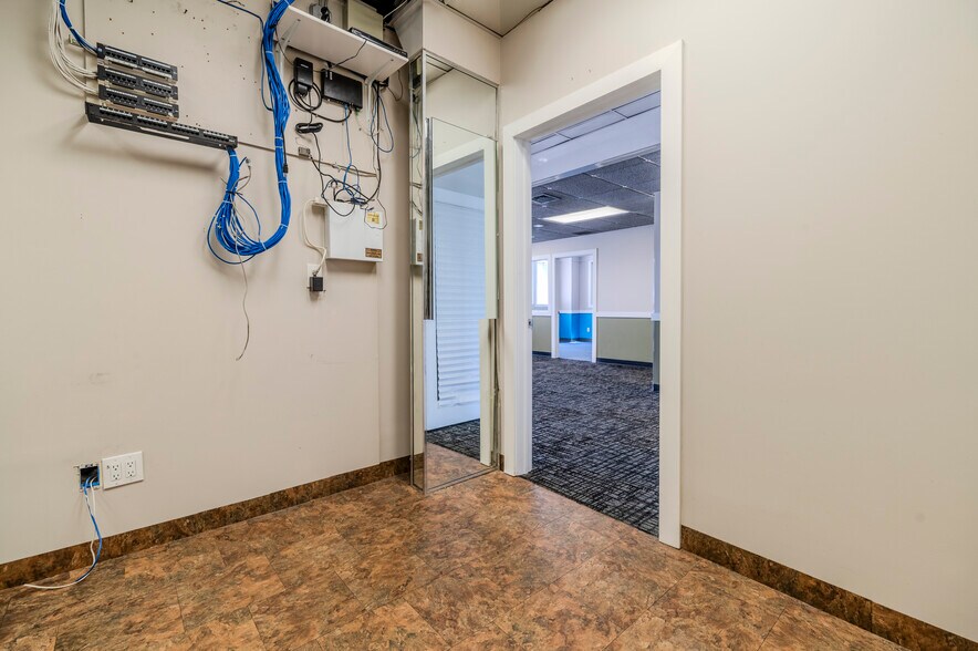 More Photos Of 1575 Hillside Ave, New Hyde Park Medical For Sale