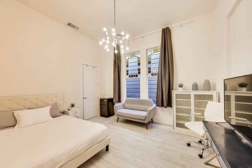 More Photos Of 751 Capp st, San Francisco Apartments For Sale